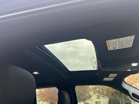 Used 2017 Ford F150 XLT w/ Equipment Group 302A Luxury AWD/4WD image 32