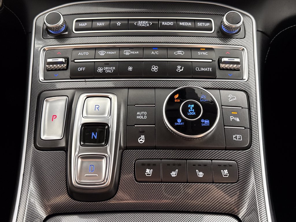 Certified 2021 Hyundai Santa Fe Limited AWD/4WD image 23