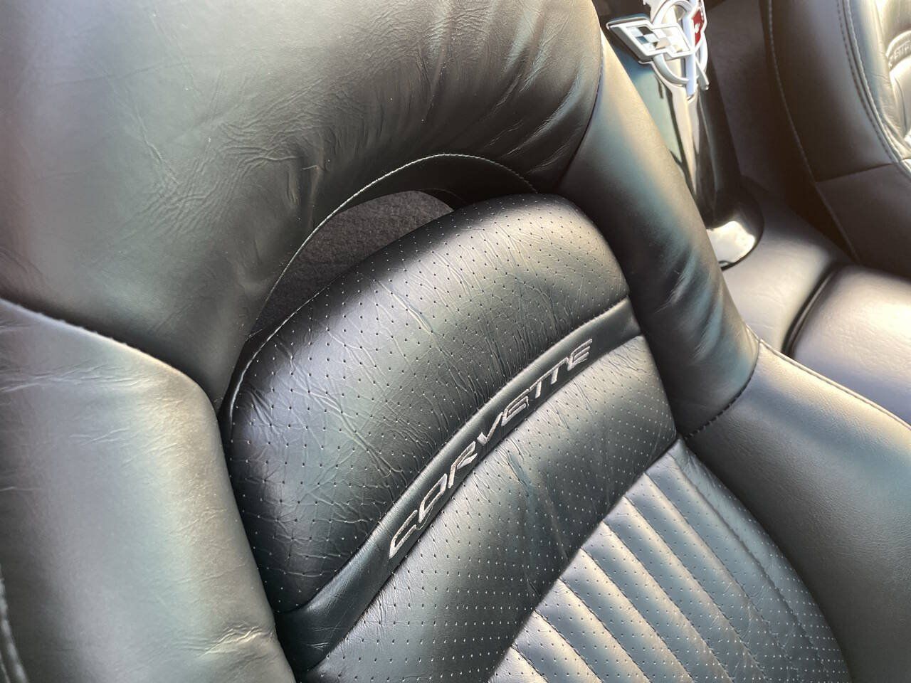 Used 2003 Chevrolet Corvette Convertible w/ Preferred Equipment Group1 RWD image 65