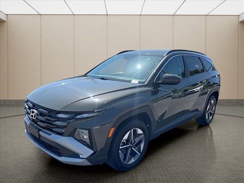 Used 2025 Hyundai Tucson SEL AWD/4WD image 2