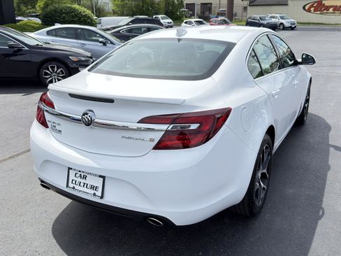 Used 2017 Buick Regal Sport Touring FWD image 17