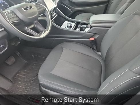 Used 2022 Jeep Grand Cherokee L Laredo w/ Luxury Tech Group I AWD/4WD image 5