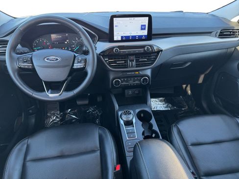 Used 2022 Ford Escape SEL image 10