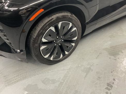 Used 2025 Chevrolet Blazer EV RS image 3