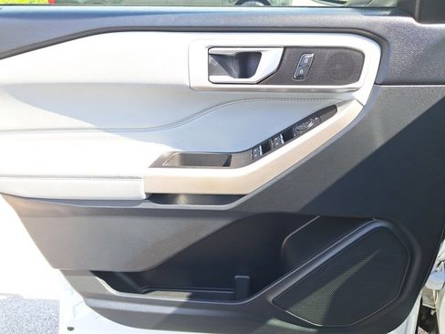Certified 2023 Ford Explorer XLT w/ Equipment Group 202A image 20