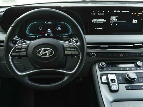 Used 2025 Hyundai Palisade SEL FWD image 20