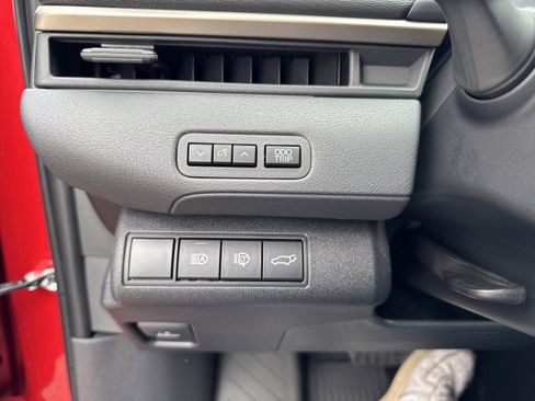 Certified 2026 Toyota bZ image 18