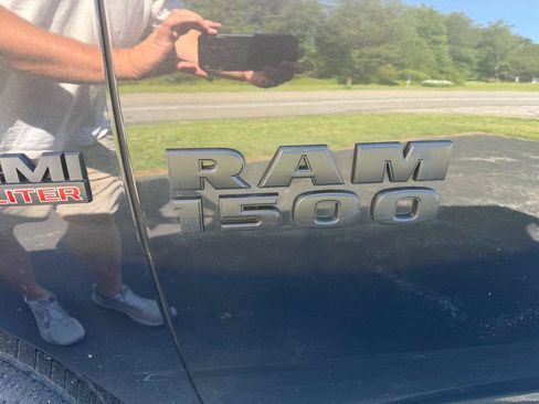Used 2016 RAM 1500 Express w/ Black Ram 1500 Express Group AWD/4WD image 12