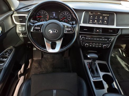 Used 2020 Kia Optima S FWD image 16