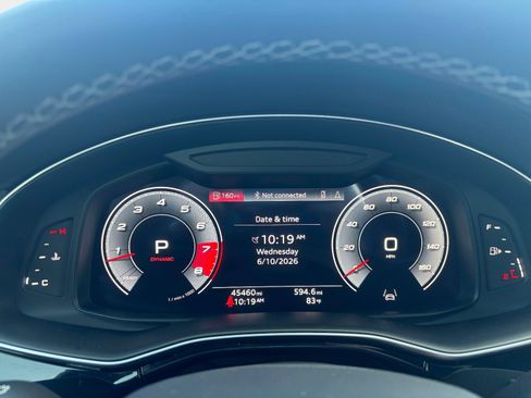 Used 2023 Audi SQ7 Prestige w/ Sport Package AWD/4WD image 9