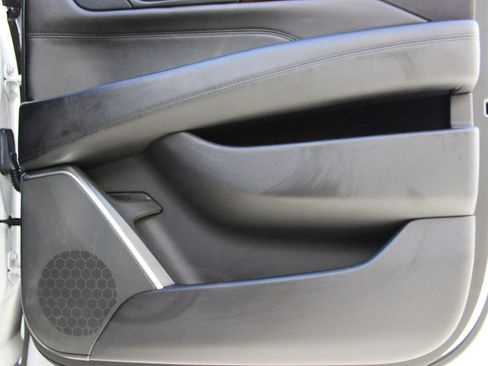 Used 2017 Cadillac Escalade ESV Premium Luxury w/ LPO, Radiant Package image 18