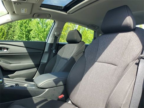 New 2025 Honda Accord SE image 13