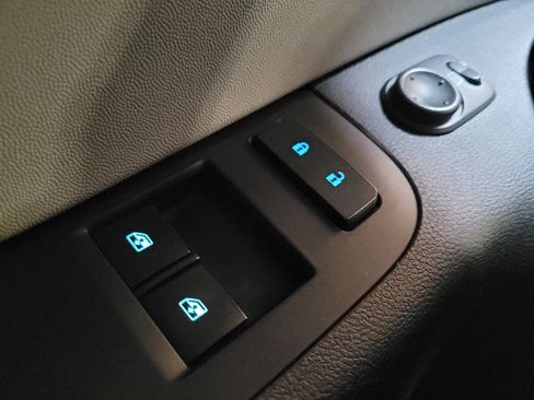 Used 2013 Chevrolet Camaro LS image 27