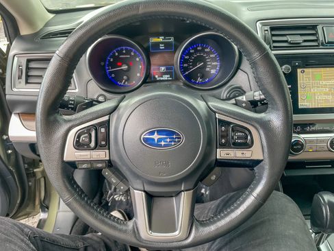 Used 2017 Subaru Outback 3.6R Touring w/ Popular Package #5A image 14