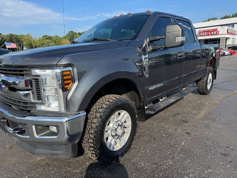Used 2018 Ford F250 XLT w/ XLT Value Package AWD/4WD image 9