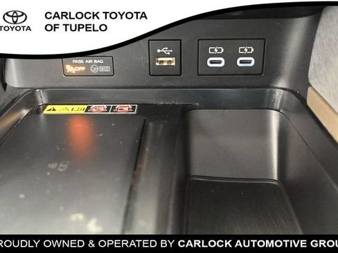 Used 2026 Toyota Camry LE w/ Convenience Package FWD image 32