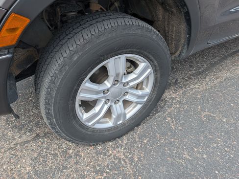 Used 2020 Ford Ranger XL w/ Equipment Group 101A Mid AWD/4WD image 9