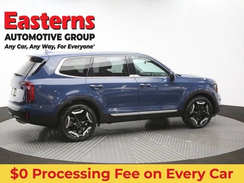 Used 2025 Kia Telluride S FWD image 45