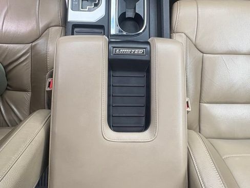 Used 2018 Toyota Tundra Limited w/ Limited Premium Package AWD/4WD image 22