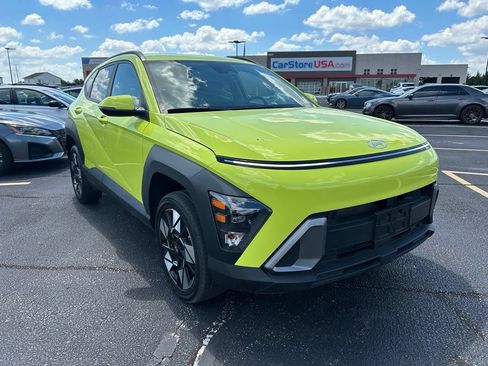 Used 2024 Hyundai Kona SEL AWD/4WD image 3