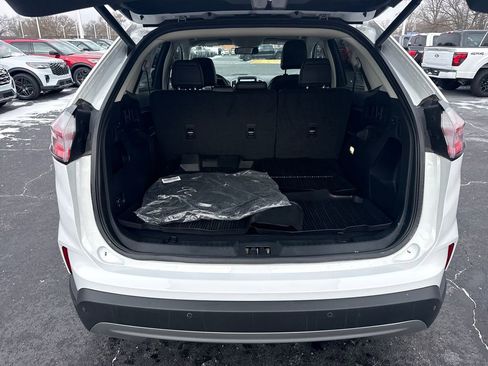 Used 2024 Ford Edge SEL w/ Convenience Package image 12