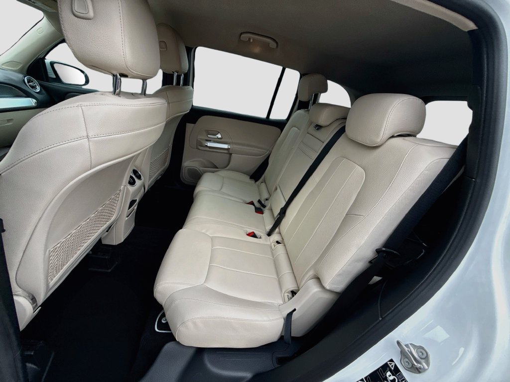 Used 2021 Mercedes-Benz GLB 250 4MATIC image 27