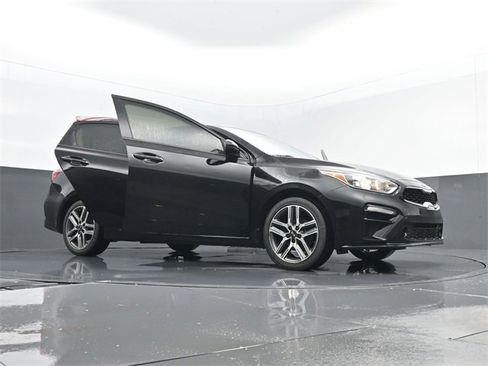 Used 2019 Kia Forte S image 30