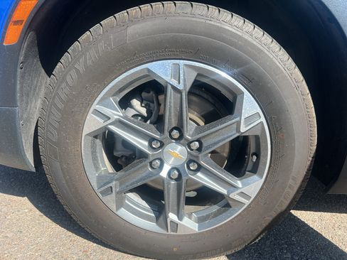 Used 2024 Chevrolet Blazer LT AWD/4WD image 21