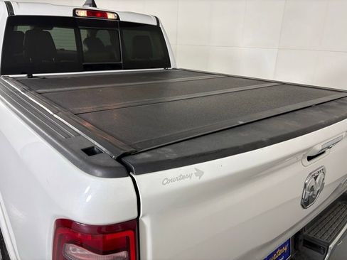 Used 2019 RAM 1500 Laramie AWD/4WD image 40