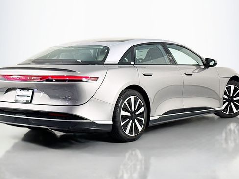 Used 2023 Lucid Air Touring image 11