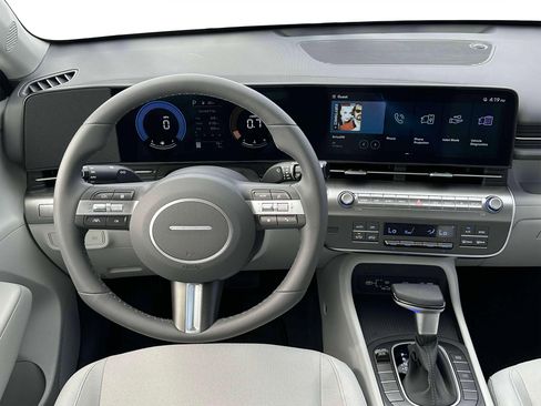 New 2025 Hyundai Kona SEL FWD image 12