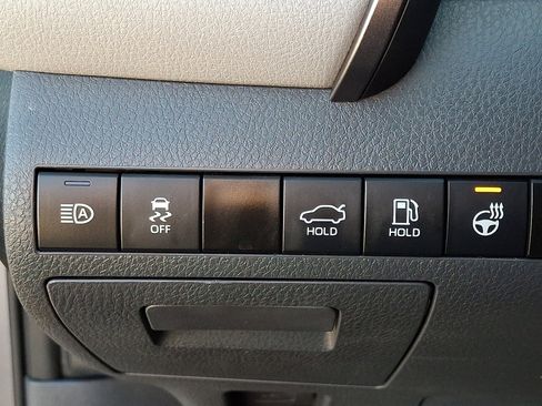 Used 2023 Toyota Camry XLE image 26