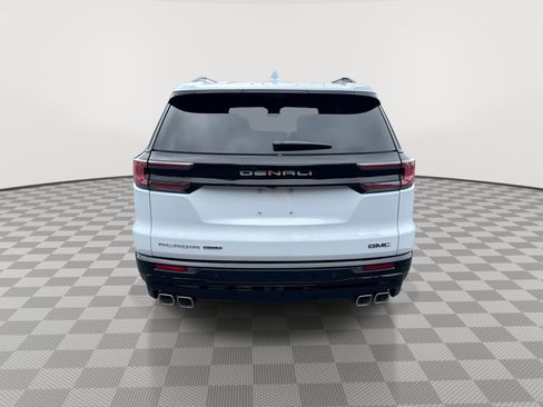 New 2026 GMC Acadia Denali Ultimate AWD/4WD image 7