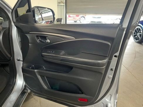 Used 2019 Honda Passport EX-L image 12