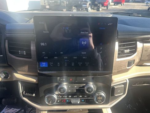 Used 2024 Ford Expedition Max Limited AWD/4WD image 23