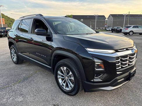Used 2025 Chevrolet Equinox LT w/ Convenience Package II AWD/4WD image 7