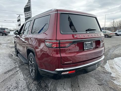 Used 2022 Jeep Grand Wagoneer Series III w/ Flexible Seating Group image 11