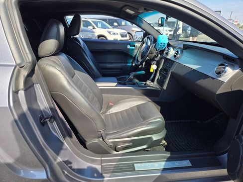 Used 2006 Ford Mustang GT Premium RWD image 16