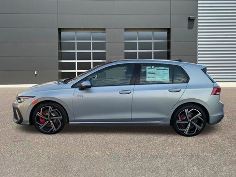 New 2026 Volkswagen Golf SE image 4