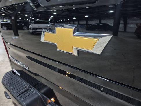 Used 2024 Chevrolet Silverado 1500 High Country w/ High Country Premium Package AWD/4WD image 32