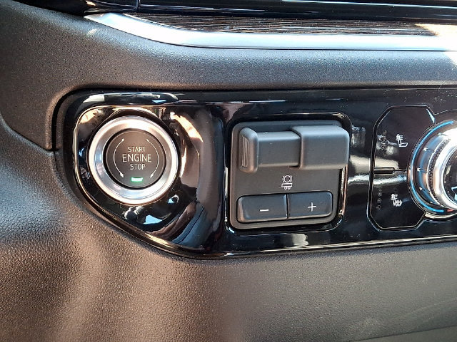New 2026 GMC Sierra 1500 Elevation w/ Preferred Package AWD/4WD image 16