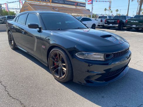 Used 2021 Dodge Charger Scat Pack w/ Dynamics Package RWD image 4