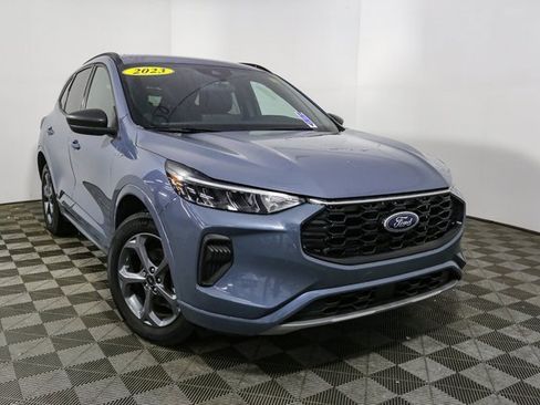 Used 2023 Ford Escape ST-Line w/ Tech Pack #1 image 3