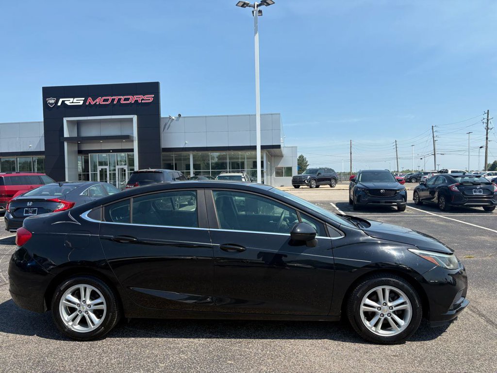 Used 2016 Chevrolet Cruze LT FWD image 15