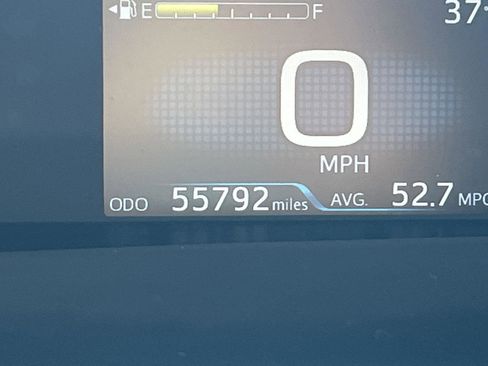 Used 2022 Toyota Prius XLE image 21