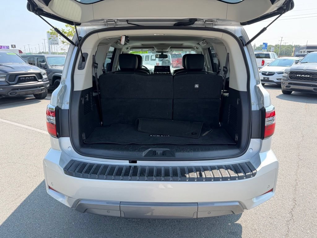Used 2023 Nissan Armada SL w/ Captain's Chairs Package RWD image 9