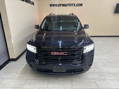 Used 2021 GMC Acadia SLT w/ Elevation Edition FWD image 3