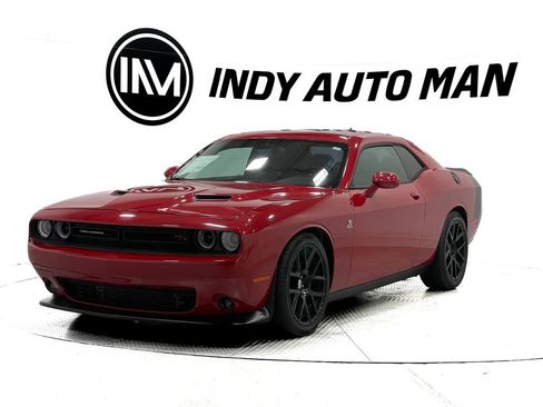 Used 2016 Dodge Challenger R/T Scat Pack w/ Leather Interior Group image 8