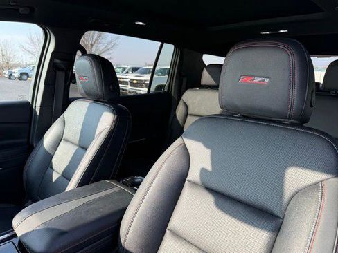 Used 2025 Chevrolet Traverse Z71 w/ Enhanced Driving Package image 31