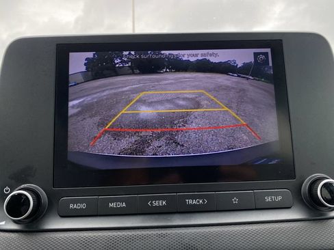 Used 2022 Hyundai Kona SEL FWD image 23